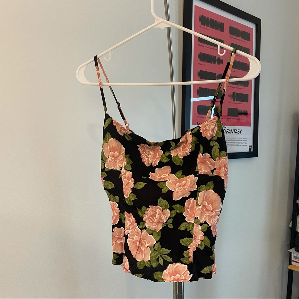 Only worn once adorable reformation flower tank top!